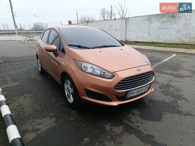 Оранжевый Форд Фиеста, объемом двигателя 1.6 л и пробегом 144 тыс. км за 7999 $, фото 3 на Automoto.ua