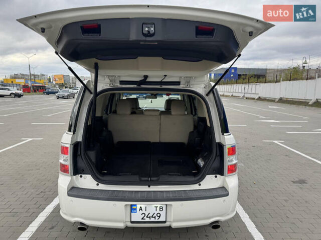 Форд Флекс 2013 в Белой Церкве на Automoto.ua Белый Форд Флекс, объемом двигателя 3.5 л и пробегом 214 тыс. км за 12999 $, фото 23 на Automoto.ua