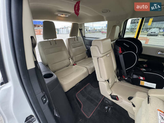 Форд Флекс 2013 в Белой Церкве на Automoto.ua Белый Форд Флекс, объемом двигателя 3.5 л и пробегом 214 тыс. км за 12999 $, фото 29 на Automoto.ua