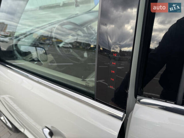 Форд Флекс 2013 в Белой Церкве на Automoto.ua Белый Форд Флекс, объемом двигателя 3.5 л и пробегом 214 тыс. км за 12999 $, фото 12 на Automoto.ua