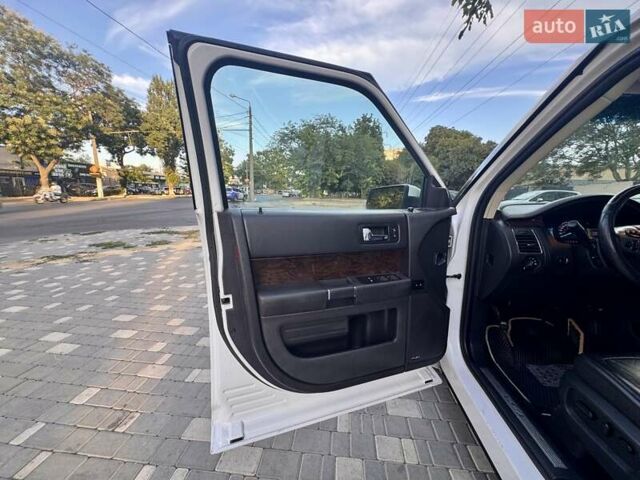 Белый Форд Флекс, объемом двигателя 3.5 л и пробегом 187 тыс. км за 12800 $, фото 31 на Automoto.ua