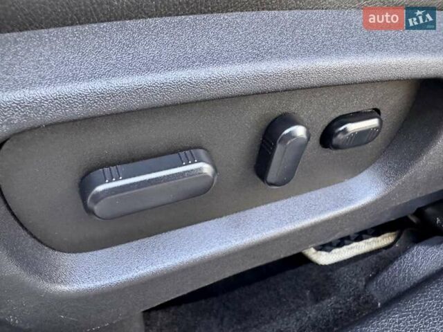 Белый Форд Флекс, объемом двигателя 3.5 л и пробегом 187 тыс. км за 12800 $, фото 42 на Automoto.ua