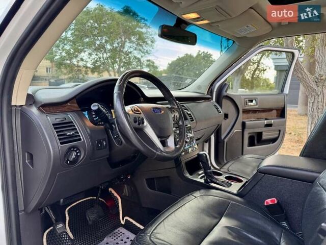 Белый Форд Флекс, объемом двигателя 3.5 л и пробегом 187 тыс. км за 12800 $, фото 39 на Automoto.ua