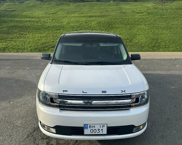 Белый Форд Флекс, объемом двигателя 3.5 л и пробегом 194 тыс. км за 11999 $, фото 15 на Automoto.ua