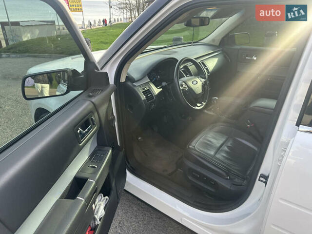 Белый Форд Флекс, объемом двигателя 3.5 л и пробегом 194 тыс. км за 11999 $, фото 11 на Automoto.ua