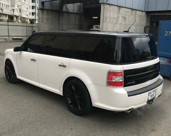 Белый Форд Флекс, объемом двигателя 3.5 л и пробегом 224 тыс. км за 12500 $, фото 7 на Automoto.ua