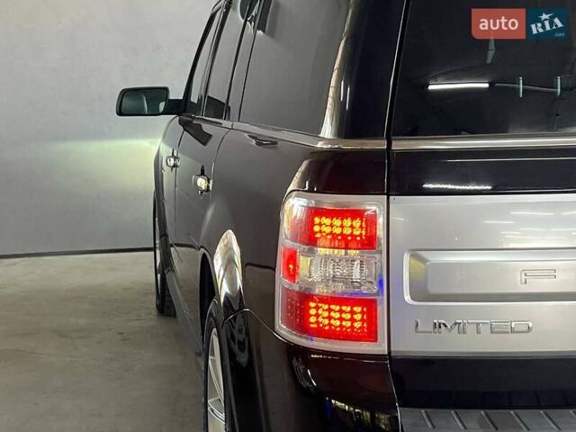Чорний Форд Флекс, об'ємом двигуна 3.5 л та пробігом 183 тис. км за 16700 $, фото 4 на Automoto.ua