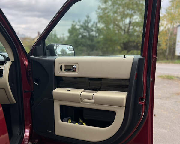 Красный Форд Флекс, объемом двигателя 3.5 л и пробегом 154 тыс. км за 12700 $, фото 19 на Automoto.ua