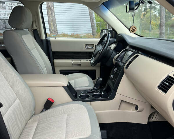 Красный Форд Флекс, объемом двигателя 3.5 л и пробегом 154 тыс. км за 12700 $, фото 39 на Automoto.ua