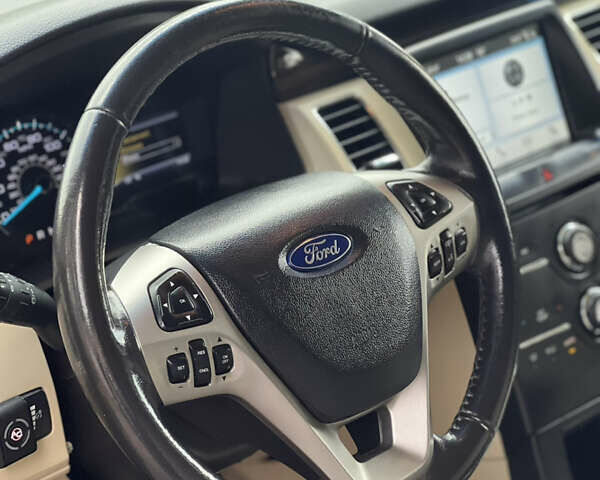 Красный Форд Флекс, объемом двигателя 3.5 л и пробегом 154 тыс. км за 12700 $, фото 24 на Automoto.ua