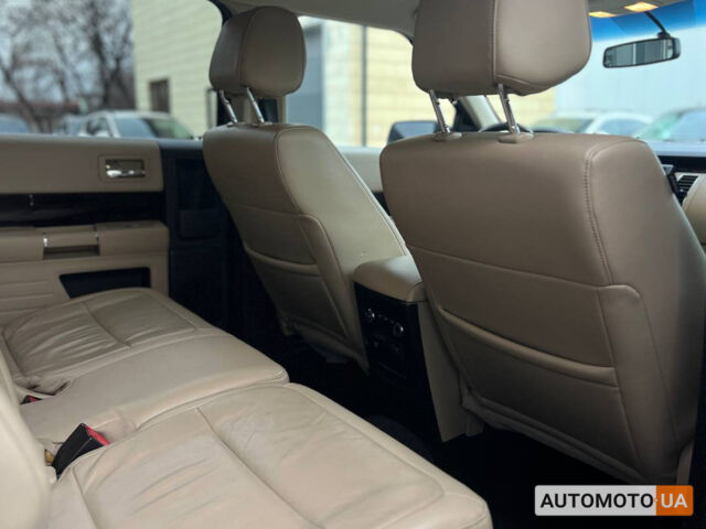 Красный Форд Флекс, объемом двигателя 3.5 л и пробегом 174 тыс. км за 14500 $, фото 27 на Automoto.ua