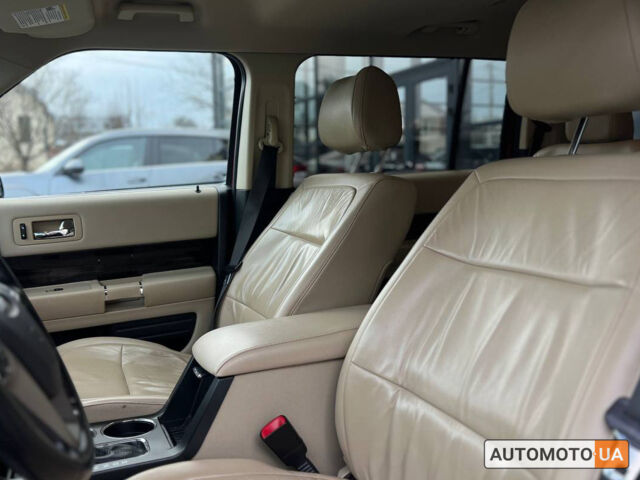 Красный Форд Флекс, объемом двигателя 3.5 л и пробегом 174 тыс. км за 14500 $, фото 11 на Automoto.ua