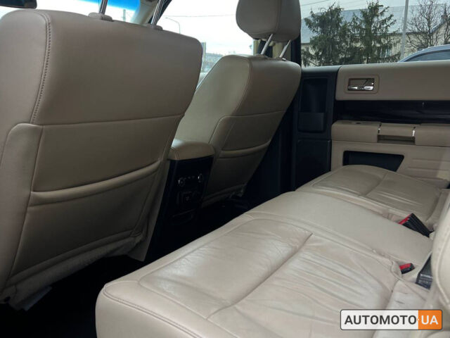 Красный Форд Флекс, объемом двигателя 3.5 л и пробегом 174 тыс. км за 14500 $, фото 24 на Automoto.ua