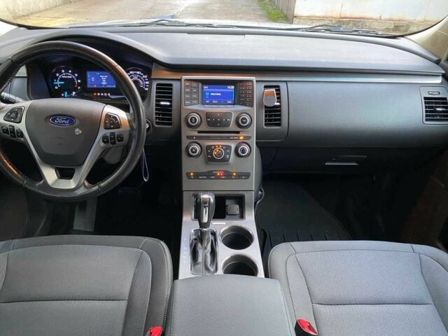 Серый Форд Флекс, объемом двигателя 3.5 л и пробегом 94 тыс. км за 13000 $, фото 4 на Automoto.ua