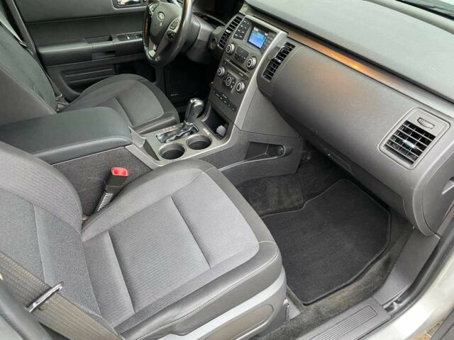 Серый Форд Флекс, объемом двигателя 3.5 л и пробегом 94 тыс. км за 13000 $, фото 5 на Automoto.ua