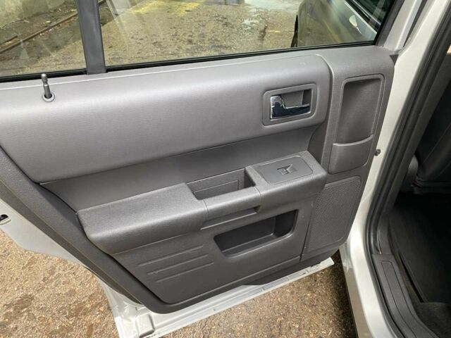 Сірий Форд Флекс, об'ємом двигуна 3.5 л та пробігом 104 тис. км за 12500 $, фото 14 на Automoto.ua