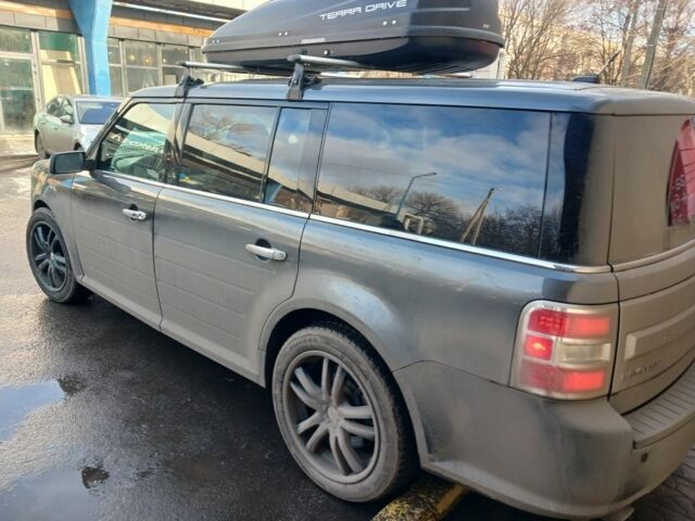 Серый Форд Флекс, объемом двигателя 3.5 л и пробегом 60 тыс. км за 13000 $, фото 4 на Automoto.ua