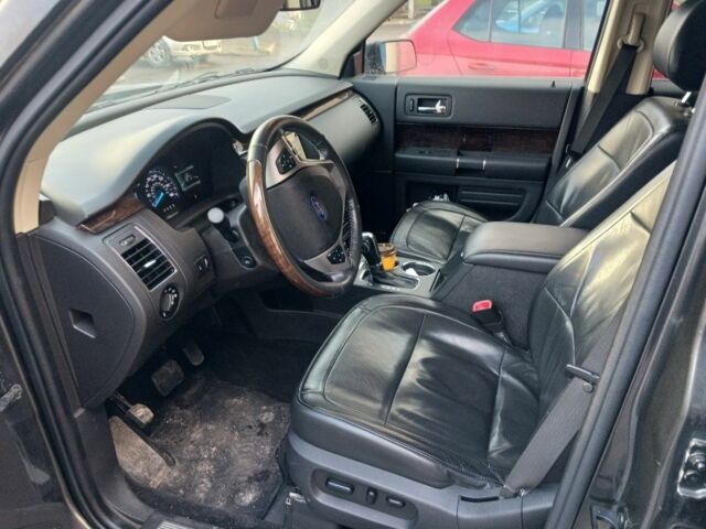 Серый Форд Флекс, объемом двигателя 3.5 л и пробегом 60 тыс. км за 13000 $, фото 6 на Automoto.ua