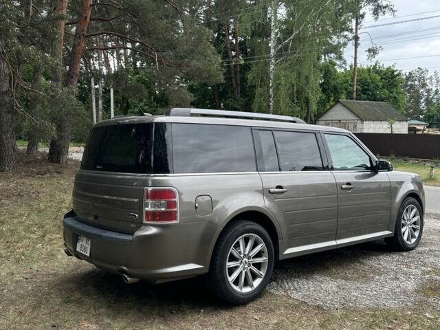 Серый Форд Флекс, объемом двигателя 3.5 л и пробегом 136 тыс. км за 10900 $, фото 4 на Automoto.ua