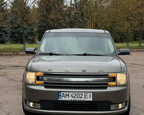 Форд Флекс 2013 у Житомирі на Automoto.ua Сірий Форд Флекс, об'ємом двигуна 3.5 л та пробігом 192 тис. км за 11499 $, фото 2 на Automoto.ua