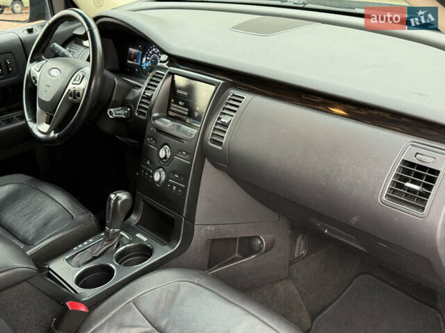Форд Флекс 2013 у Житомирі на Automoto.ua Сірий Форд Флекс, об'ємом двигуна 3.5 л та пробігом 192 тис. км за 11499 $, фото 24 на Automoto.ua