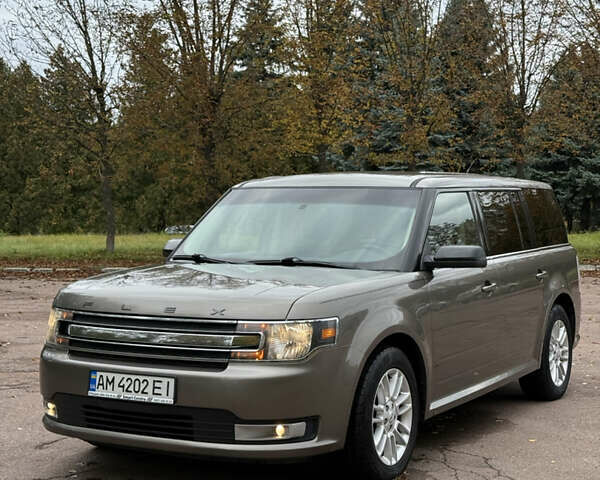 Форд Флекс 2013 у Житомирі на Automoto.ua Сірий Форд Флекс, об'ємом двигуна 3.5 л та пробігом 192 тис. км за 11499 $, фото 1 на Automoto.ua