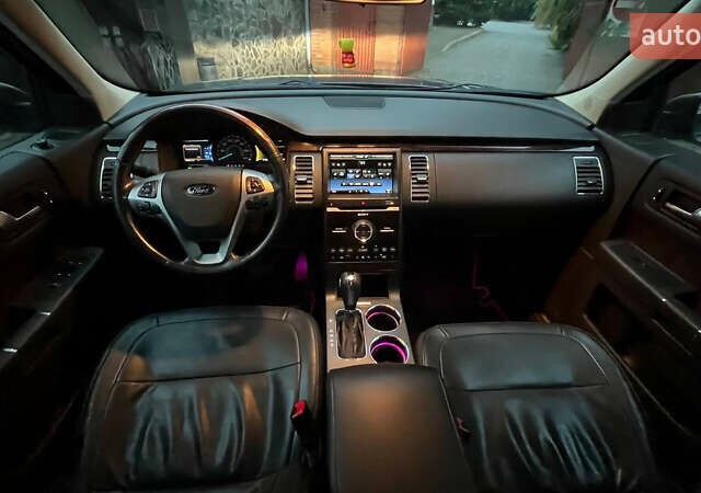 Серый Форд Флекс, объемом двигателя 3.5 л и пробегом 170 тыс. км за 12500 $, фото 28 на Automoto.ua