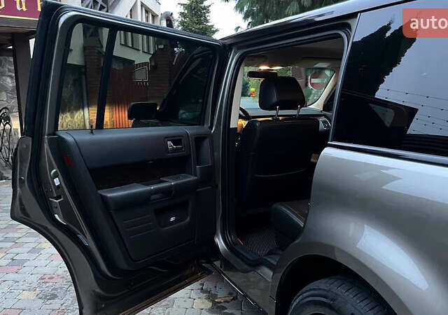 Серый Форд Флекс, объемом двигателя 3.5 л и пробегом 170 тыс. км за 12500 $, фото 21 на Automoto.ua