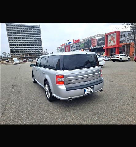 Сірий Форд Флекс, об'ємом двигуна 3.5 л та пробігом 197 тис. км за 15900 $, фото 4 на Automoto.ua