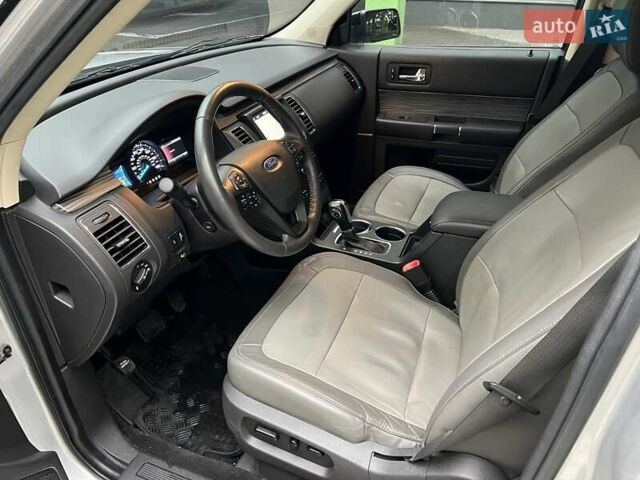 Сірий Форд Флекс, об'ємом двигуна 3.5 л та пробігом 64 тис. км за 15500 $, фото 29 на Automoto.ua
