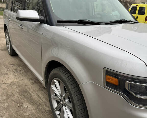 Серый Форд Флекс, объемом двигателя 3.5 л и пробегом 114 тыс. км за 17500 $, фото 4 на Automoto.ua