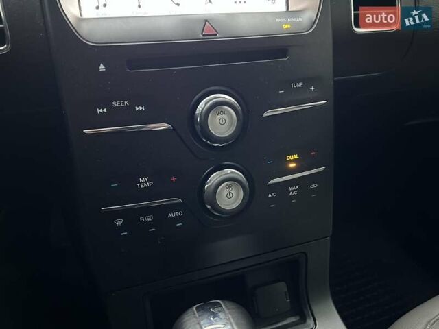 Сірий Форд Флекс, об'ємом двигуна 3.5 л та пробігом 64 тис. км за 15500 $, фото 19 на Automoto.ua