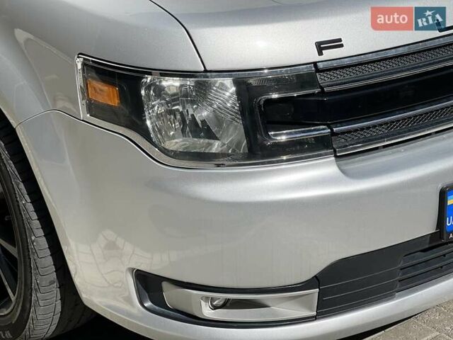 Сірий Форд Флекс, об'ємом двигуна 3.5 л та пробігом 64 тис. км за 15500 $, фото 15 на Automoto.ua