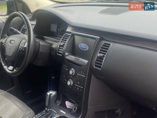 Серый Форд Флекс, объемом двигателя 3.5 л и пробегом 43 тыс. км за 19600 $, фото 10 на Automoto.ua