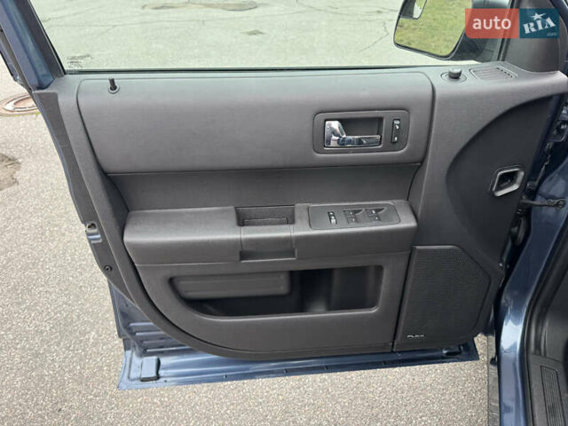 Синий Форд Флекс, объемом двигателя 3.5 л и пробегом 51 тыс. км за 14500 $, фото 21 на Automoto.ua