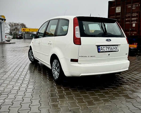 Белый Форд Focus C-Max, объемом двигателя 1.6 л и пробегом 300 тыс. км за 3700 $, фото 6 на Automoto.ua