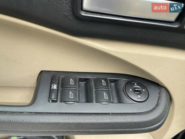 Черный Форд Focus C-Max, объемом двигателя 2 л и пробегом 285 тыс. км за 4450 $, фото 24 на Automoto.ua