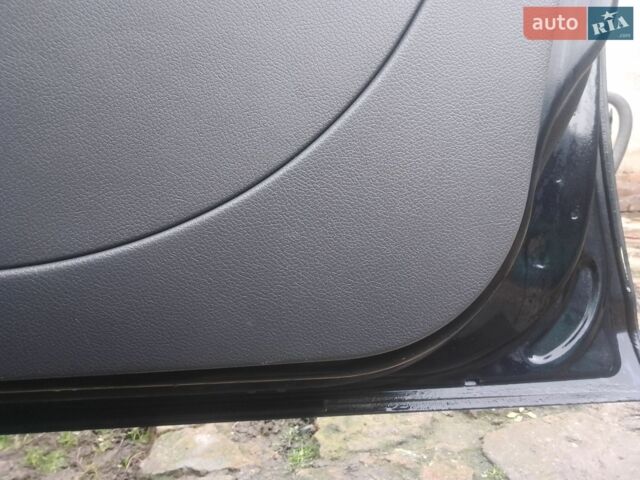 Черный Форд Focus C-Max, объемом двигателя 1.8 л и пробегом 268 тыс. км за 3600 $, фото 37 на Automoto.ua