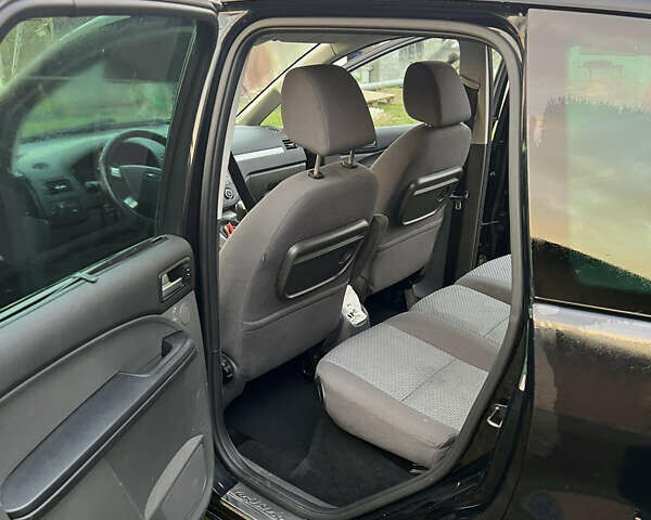Форд Focus C-Max 2005 у Луцьку на Automoto.ua Чорний Форд Focus C-Max, об'ємом двигуна 0 л та пробігом 229 тис. км за 3700 $, фото 4 на Automoto.ua