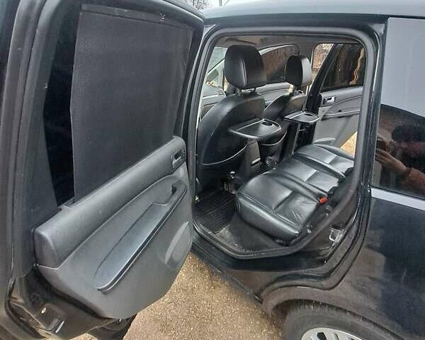 Черный Форд Focus C-Max, объемом двигателя 1.8 л и пробегом 345 тыс. км за 4200 $, фото 12 на Automoto.ua