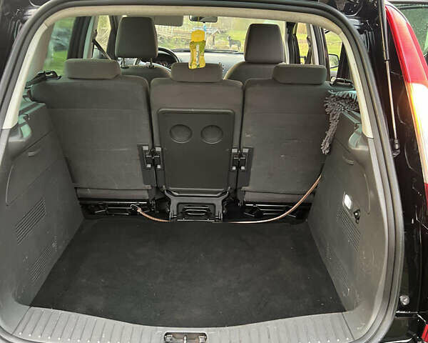 Форд Focus C-Max 2005 у Луцьку на Automoto.ua Чорний Форд Focus C-Max, об'ємом двигуна 0 л та пробігом 229 тис. км за 3700 $, фото 3 на Automoto.ua