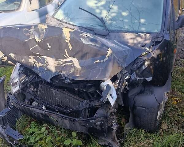 Чорний Форд Focus C-Max, об'ємом двигуна 1.6 л та пробігом 260 тис. км за 1500 $, фото 4 на Automoto.ua