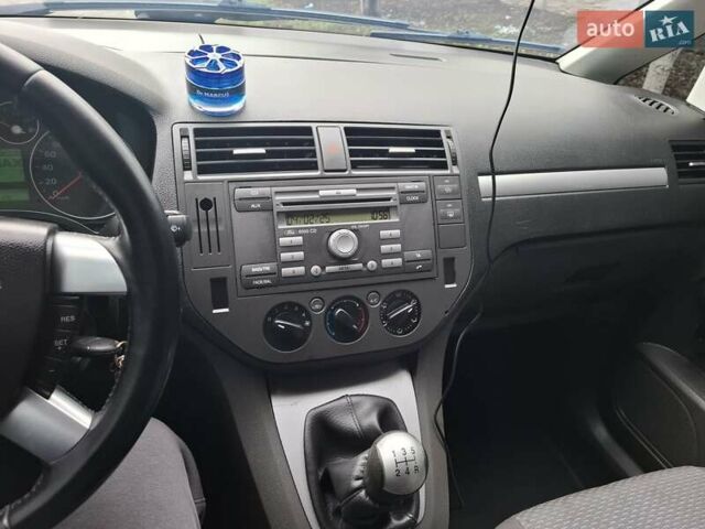 Черный Форд Focus C-Max, объемом двигателя 1.56 л и пробегом 260 тыс. км за 4600 $, фото 1 на Automoto.ua