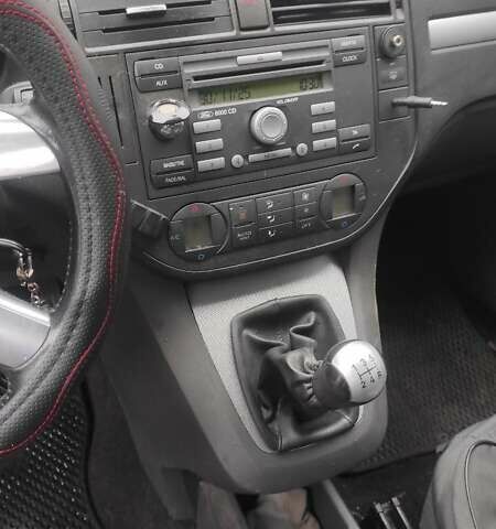 Черный Форд Focus C-Max, объемом двигателя 1.8 л и пробегом 350 тыс. км за 3500 $, фото 11 на Automoto.ua