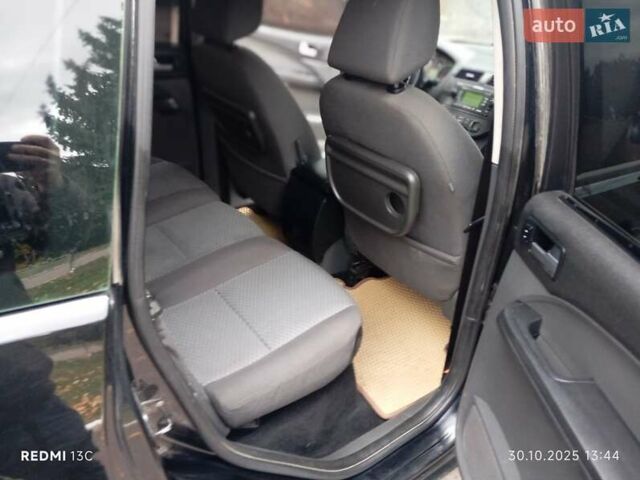 Форд Focus C-Max 2006 в Ровно на Automoto.ua Черный Форд Focus C-Max, объемом двигателя 1.56 л и пробегом 264 тыс. км за 4600 $, фото 17 на Automoto.ua