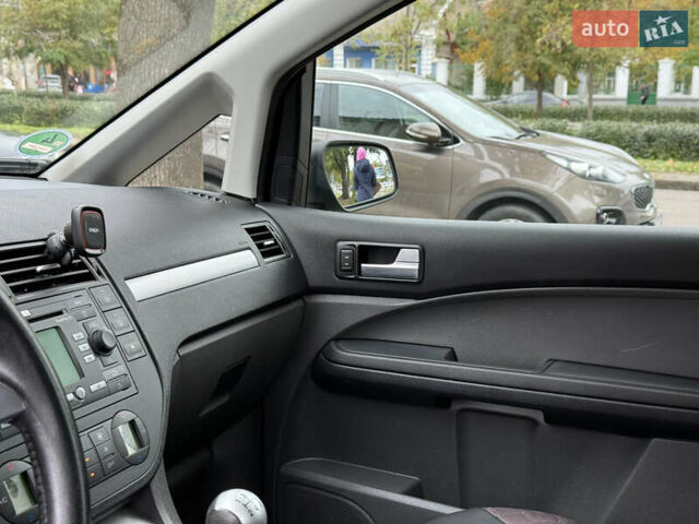 Черный Форд Focus C-Max, объемом двигателя 1.6 л и пробегом 225 тыс. км за 5700 $, фото 19 на Automoto.ua