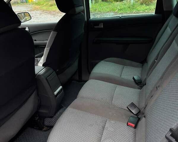 Форд Focus C-Max 2006 в Пирятине на Automoto.ua Черный Форд Focus C-Max, объемом двигателя 1.8 л и пробегом 128 тыс. км за 6200 $, фото 5 на Automoto.ua