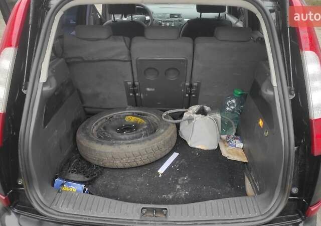 Черный Форд Focus C-Max, объемом двигателя 1.8 л и пробегом 350 тыс. км за 3500 $, фото 13 на Automoto.ua