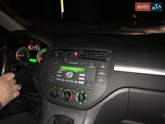 Чорний Форд Focus C-Max, об'ємом двигуна 1.6 л та пробігом 223 тис. км за 5200 $, фото 10 на Automoto.ua