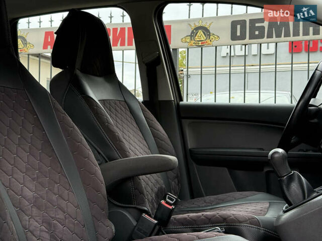 Черный Форд Focus C-Max, объемом двигателя 1.6 л и пробегом 225 тыс. км за 5700 $, фото 36 на Automoto.ua